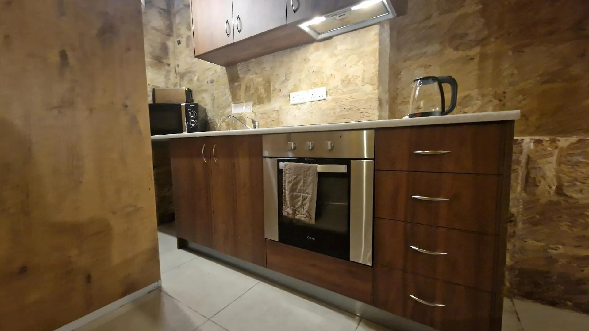 Renovated 16Th Century House In Valletta Holiday home