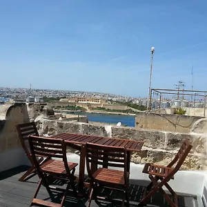 Maisonette Malta La Valletta